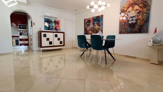 2 bedroom Townhouse for sale in Torrevieja - € 169,000 (Ref: 9335513)