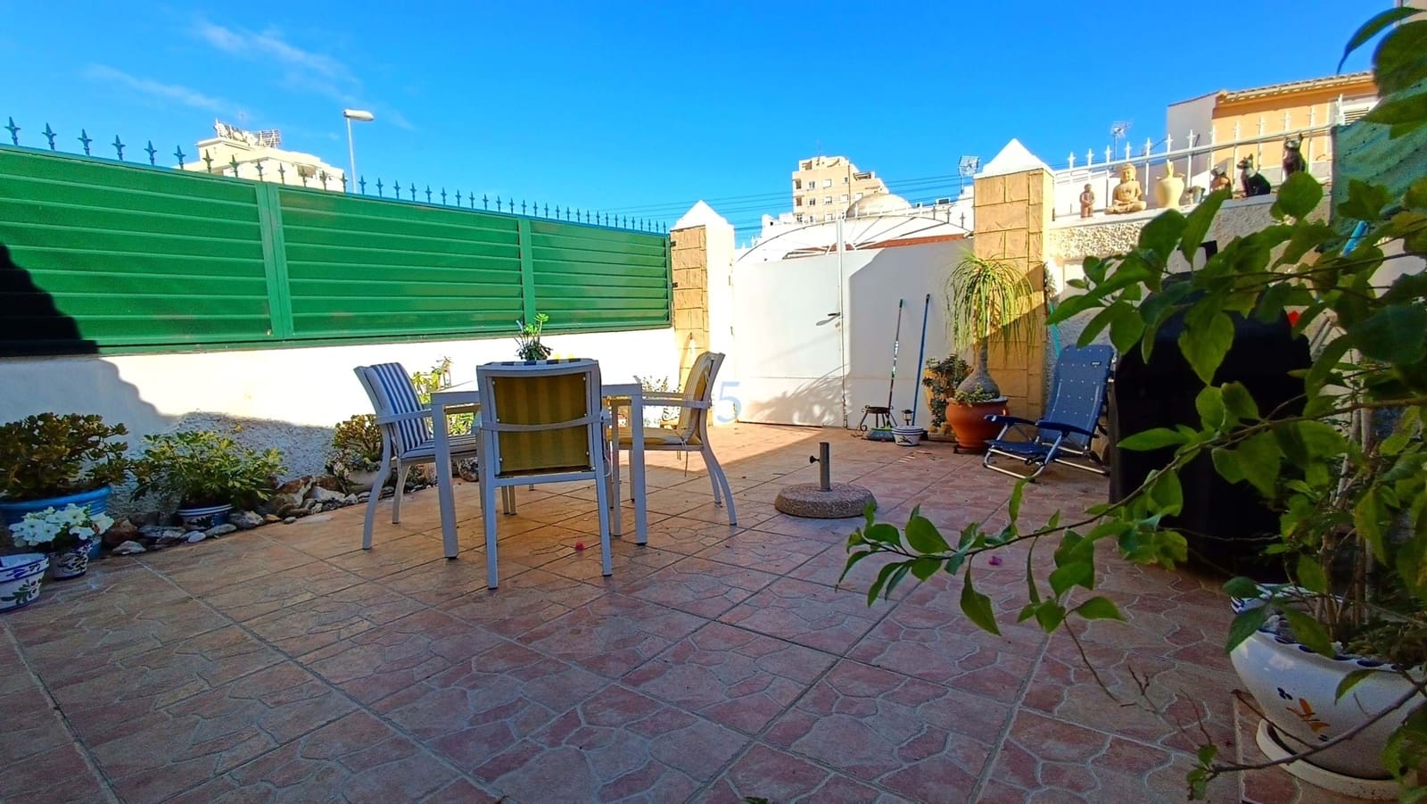 2 chambre Maison de Ville à vendre à Torrevieja - 169 000 € (Ref: 9335513)