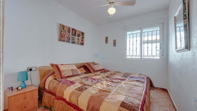 2 chambre Appartement à vendre à Vistabella, Orihuela avec piscine - 109 995 € (Ref: 9343035)