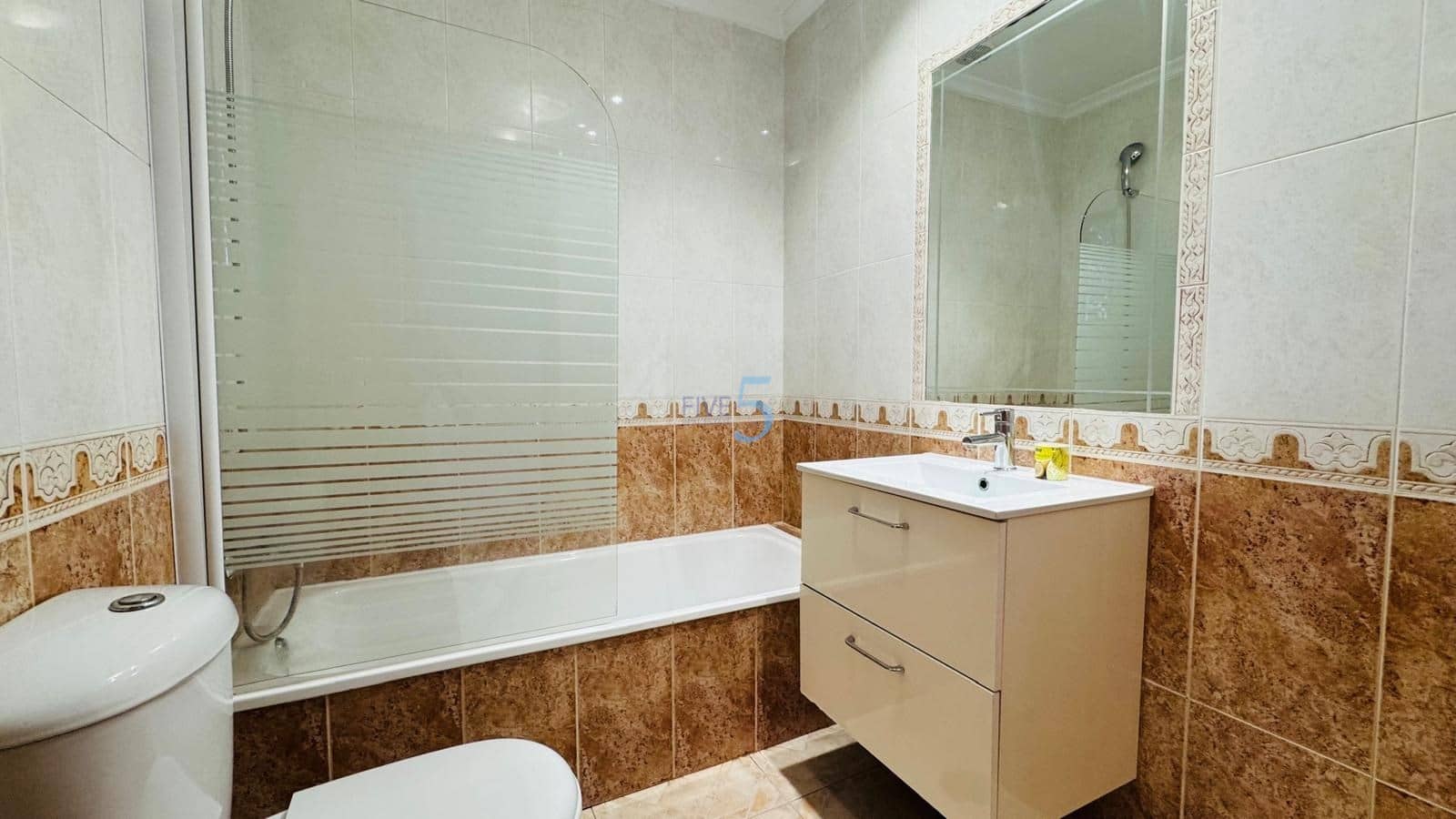 2 soverom Hus til salgs i Playa Flamenca med svømmebasseng - € 225 000 (Ref: 9343877)