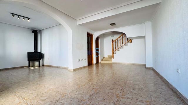 2 soverom Hus til salgs i Playa Flamenca, Orihuela med svømmebasseng - € 225 000 (Ref: 9343877)