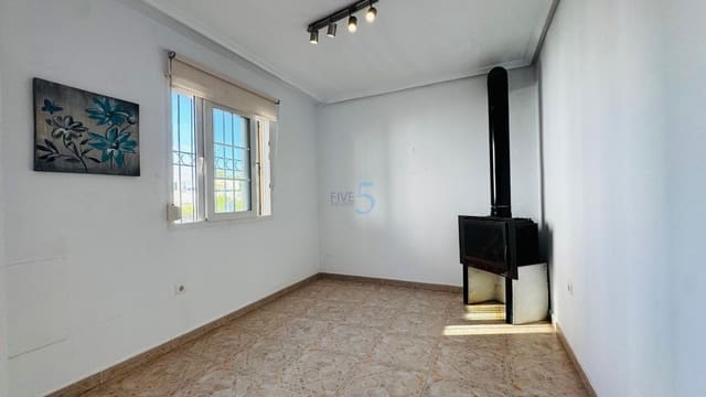 2 soverom Hus til salgs i Playa Flamenca, Orihuela med svømmebasseng - € 225 000 (Ref: 9343877)