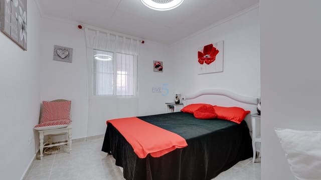 3 chambre Maison de Ville à vendre à Torrevieja - 149 000 € (Ref: 9344013)