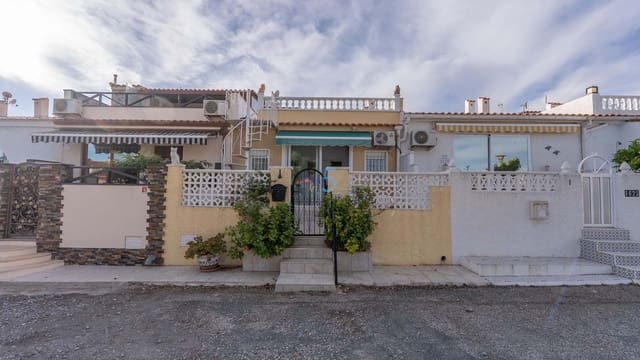 3 chambre Maison de Ville à vendre à Torrevieja - 149 000 € (Ref: 9344013)