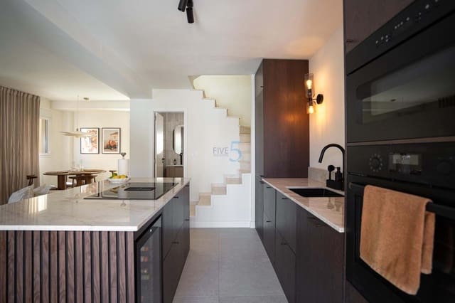 3 chambre Maison de Ville à vendre à Los Altos avec piscine - 279 000 € (Ref: 9344014)