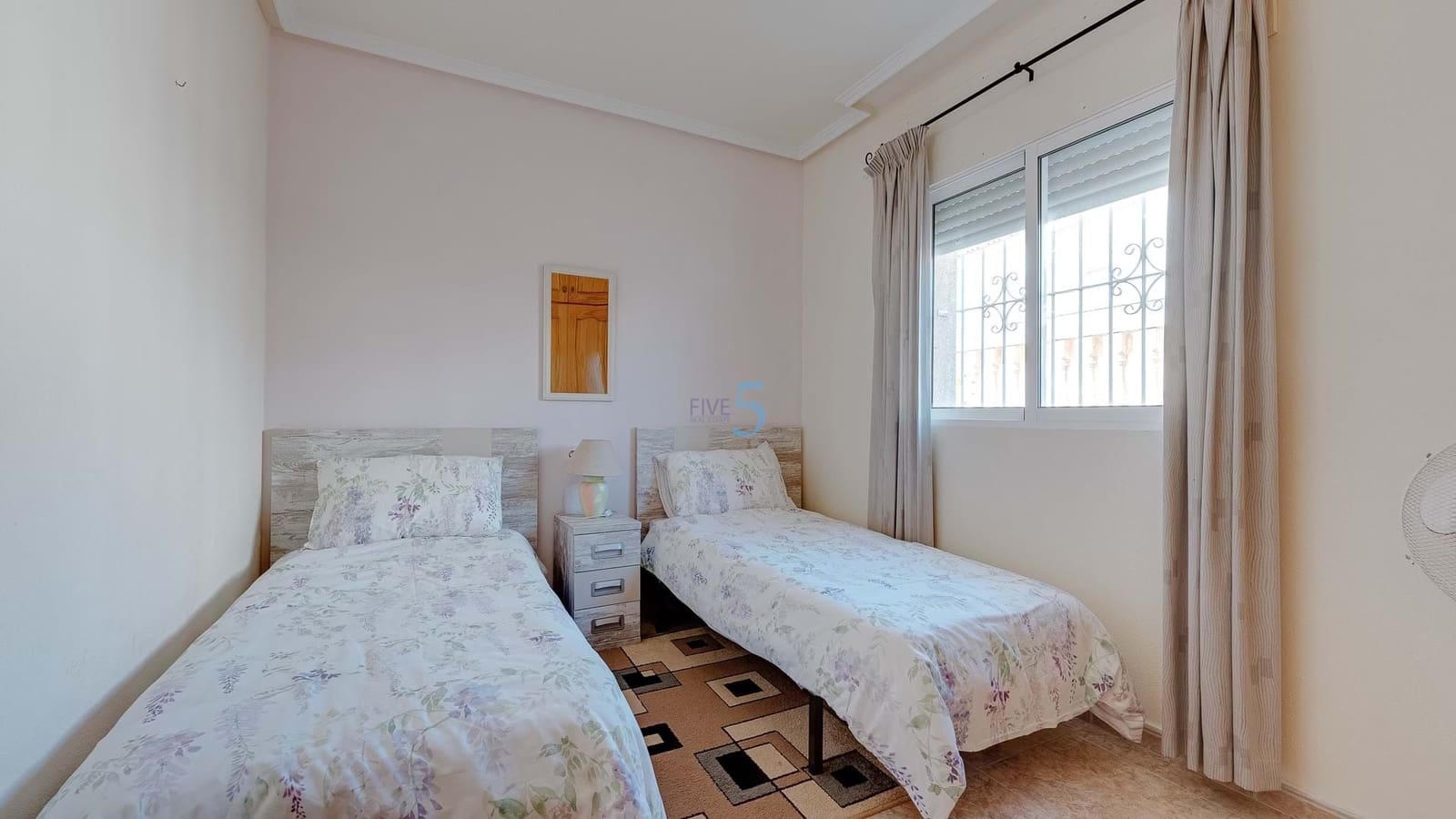 2 chambre Villa/Maison Semi-Mitoyenne à vendre à Torrevieja avec piscine garage - 180 000 € (Ref: 9344015)