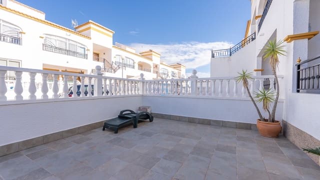 2 makuuhuone Huoneisto myytävänä paikassa Vistabella, Orihuela mukana uima-altaan - 99 999 € (Ref: 9345769)