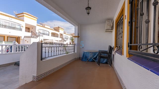 2 makuuhuone Huoneisto myytävänä paikassa Vistabella, Orihuela mukana uima-altaan - 99 999 € (Ref: 9345769)