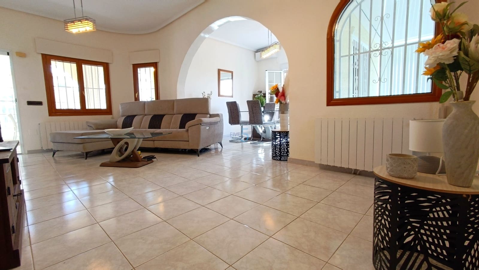 3 chambre Villa/Maison à vendre à Ciudad Quesada avec piscine garage - 380 000 € (Ref: 9348820)