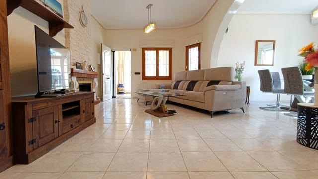 3 chambre Villa/Maison à vendre à Ciudad Quesada, Rojales avec piscine garage - 380 000 € (Ref: 9348820)