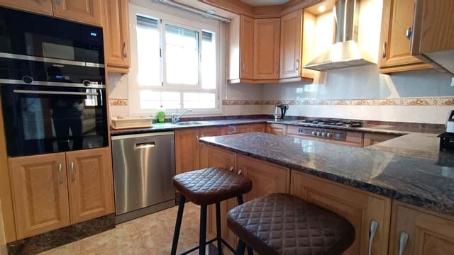 3 chambre Villa/Maison à vendre à Ciudad Quesada, Rojales avec piscine garage - 380 000 € (Ref: 9348820)