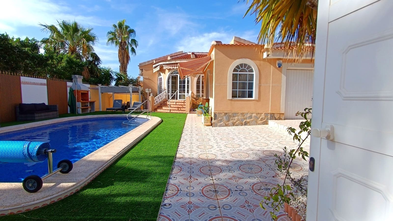 3 chambre Villa/Maison à vendre à Ciudad Quesada avec piscine garage - 380 000 € (Ref: 9348820)