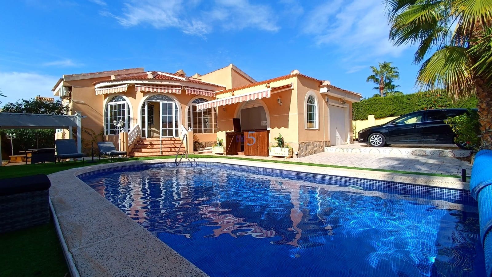 3 chambre Villa/Maison à vendre à Ciudad Quesada avec piscine garage - 380 000 € (Ref: 9348820)