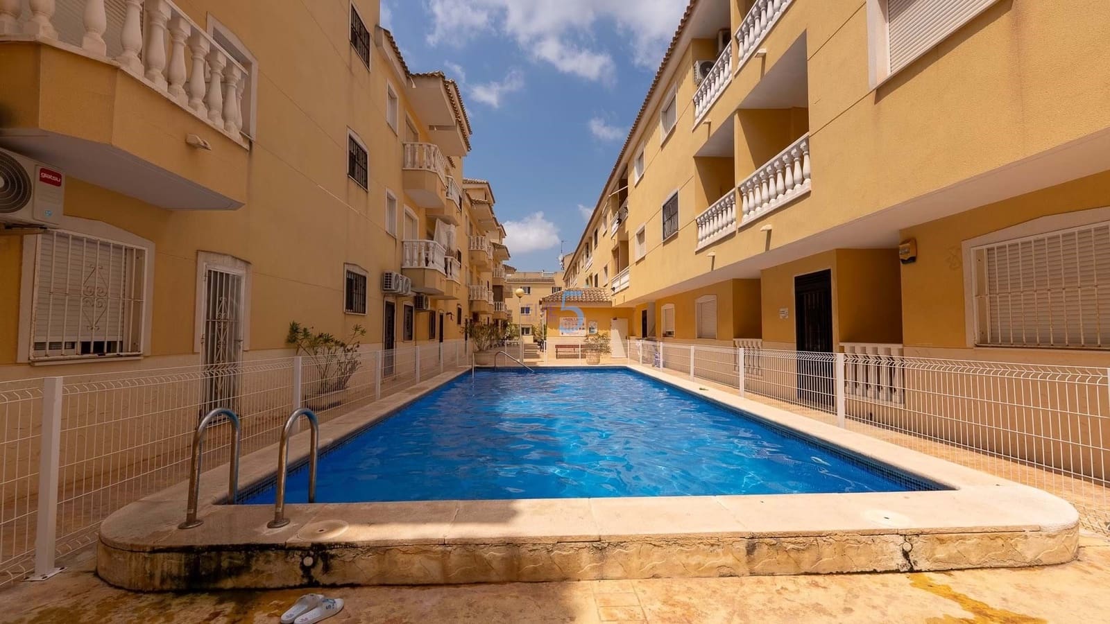 3 soverom Leilighet til salgs i Formentera del Segura med svømmebasseng - € 139 000 (Ref: 9348823)