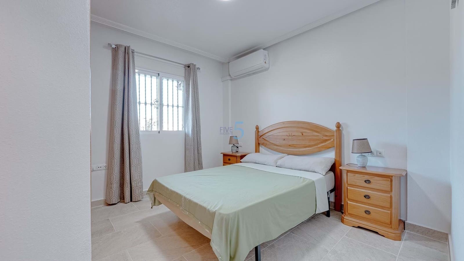 2 chambre Appartement à vendre à Villamartin avec piscine - 159 000 € (Ref: 9350130)