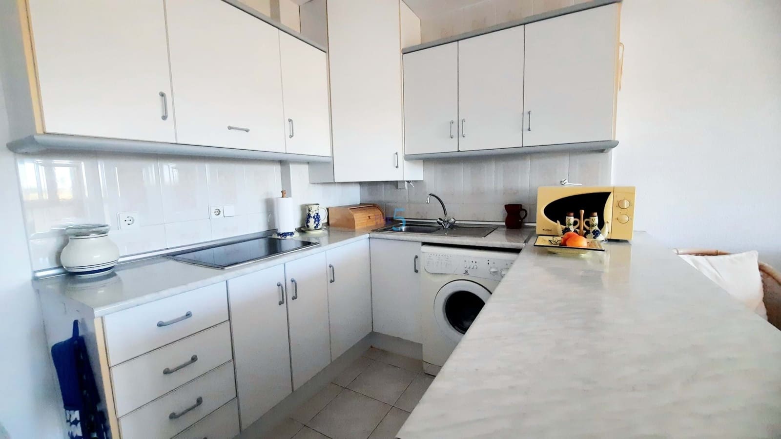 2 soveværelse Lejlighed til salg i Los Urrutias med swimmingpool garage - € 94.500 (Ref: 9352999)