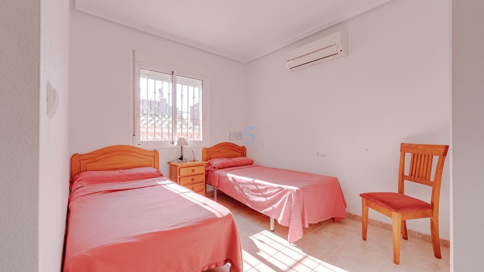 3 bedroom Villa for sale in Vistabella with pool - € 189,000 (Ref: 9353000)