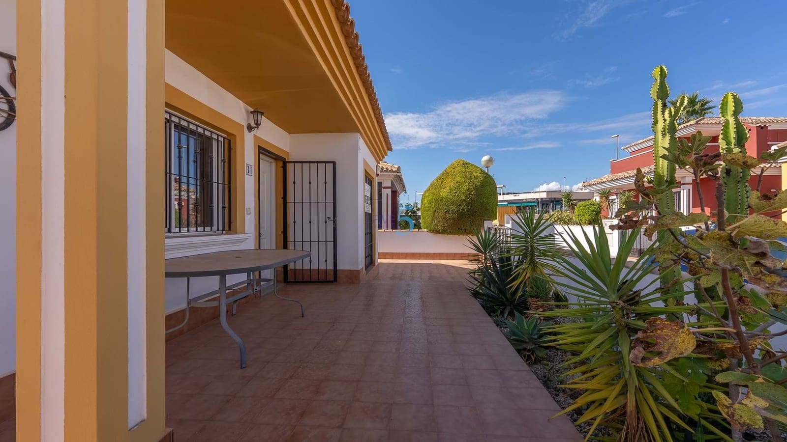 3 bedroom Villa for sale in Vistabella with pool - € 189,000 (Ref: 9353000)
