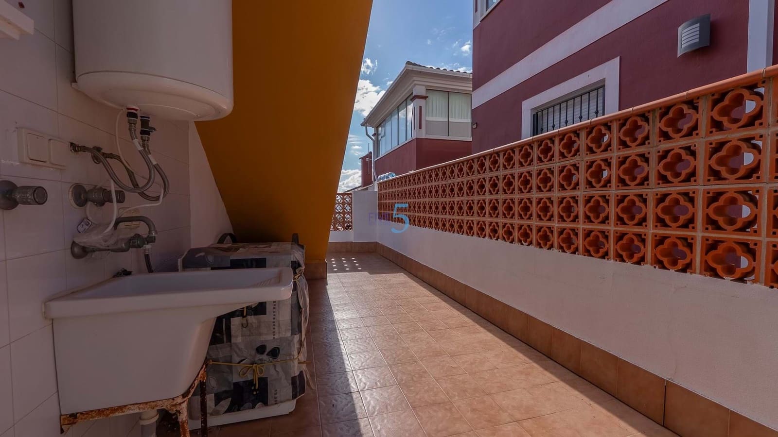 3 bedroom Villa for sale in Vistabella with pool - € 189,000 (Ref: 9353000)