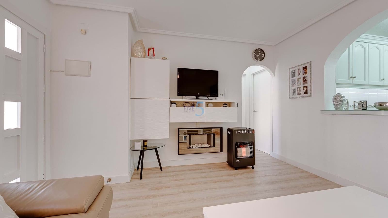 2 quarto Bungalow para venda em Playa Flamenca com piscina - 184 000 € (Ref: 9353001)