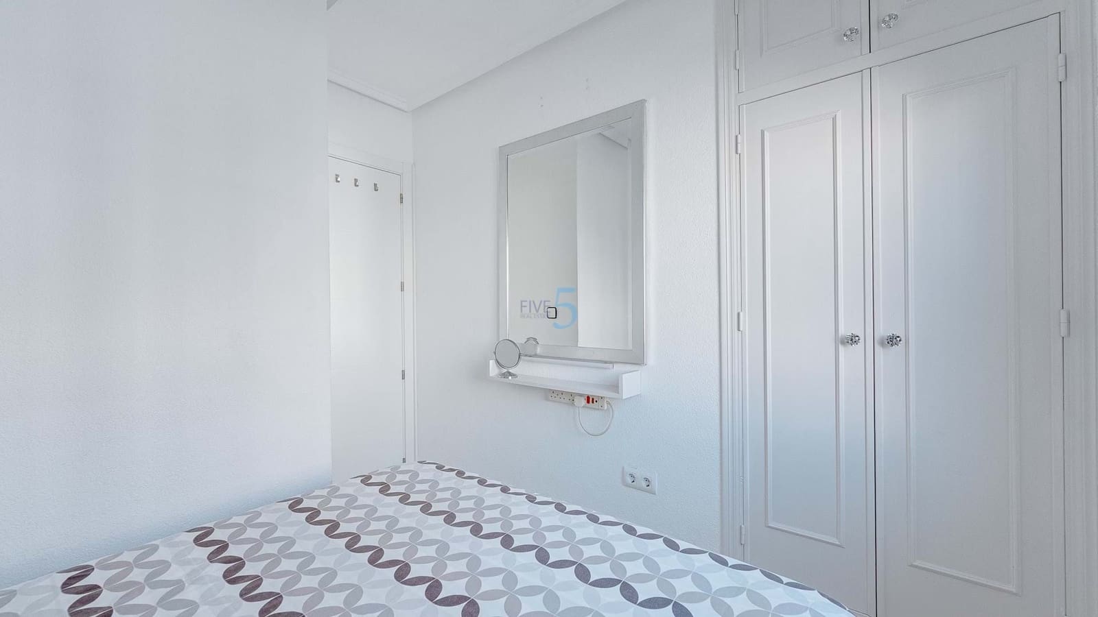 2 quarto Bungalow para venda em Playa Flamenca com piscina - 184 000 € (Ref: 9353001)