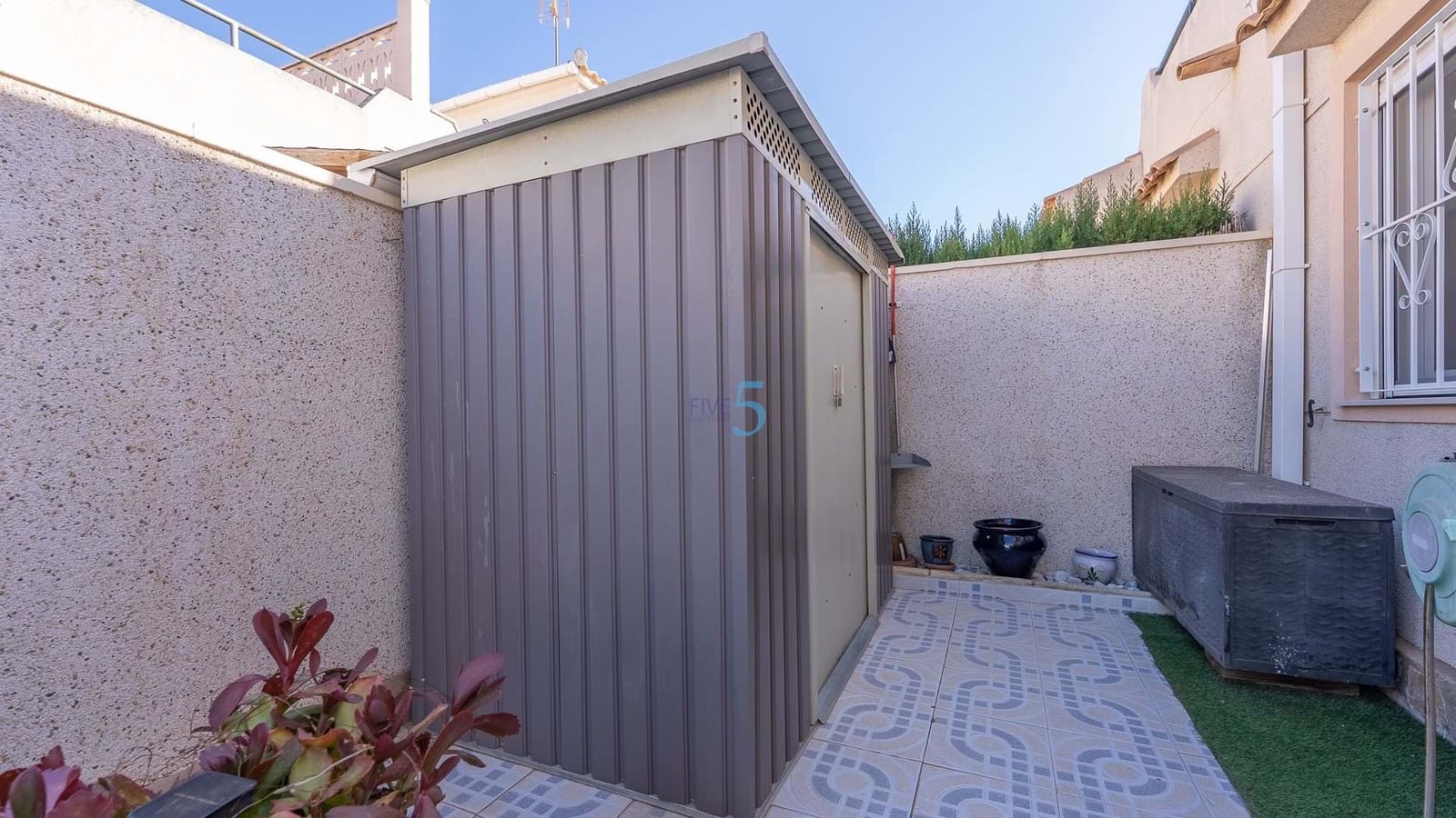 2 quarto Bungalow para venda em Playa Flamenca com piscina - 184 000 € (Ref: 9353001)