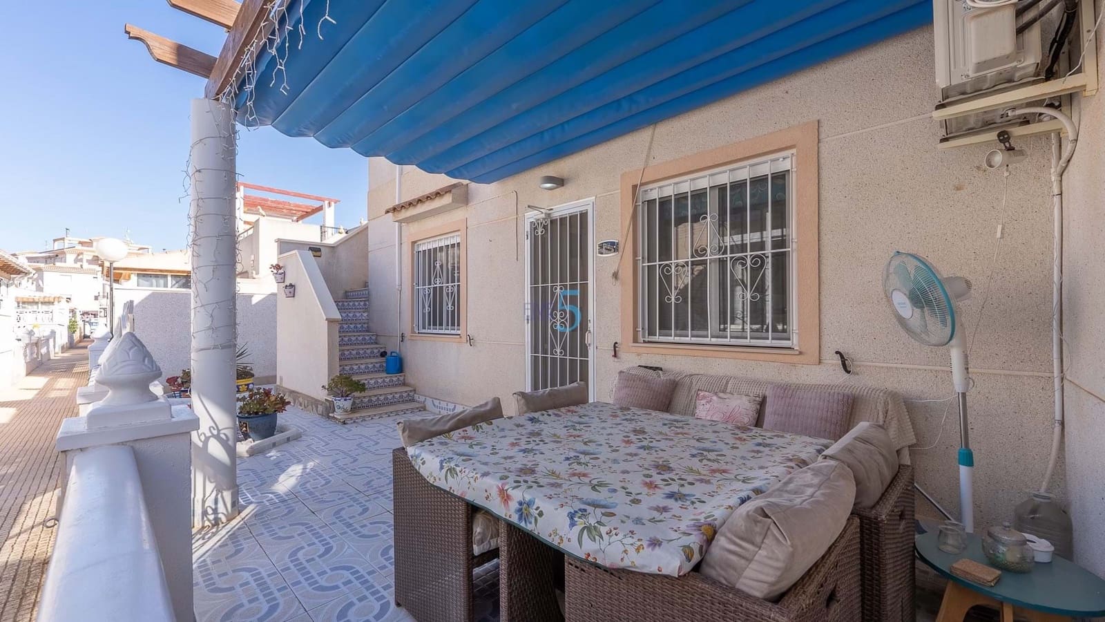 2 quarto Bungalow para venda em Playa Flamenca com piscina - 184 000 € (Ref: 9353001)