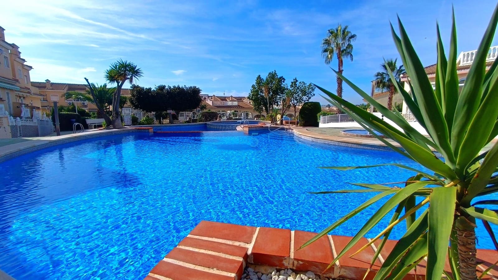 2 camera da letto Bungalow in vendita in Ciudad Quesada con piscina garage - 170.000 € (Rif: 9356417)