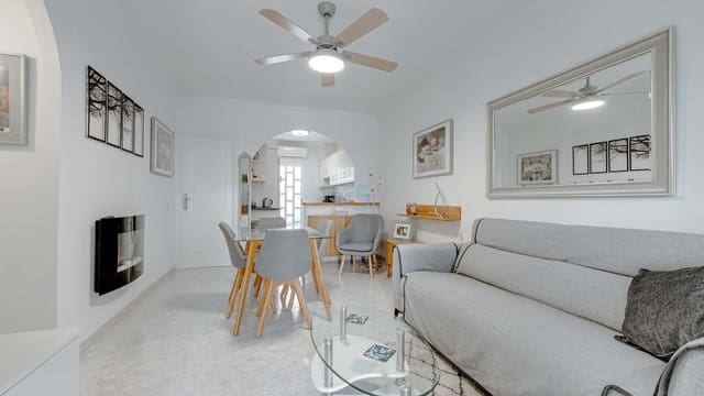 2 makuuhuone Bungalow myytävänä paikassa Ciudad Quesada, Rojales mukana uima-altaan 
autotalli - 170 000 € (Ref: 9356417)