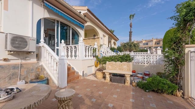 2 makuuhuone Bungalow myytävänä paikassa Ciudad Quesada, Rojales mukana uima-altaan 
autotalli - 170 000 € (Ref: 9356417)