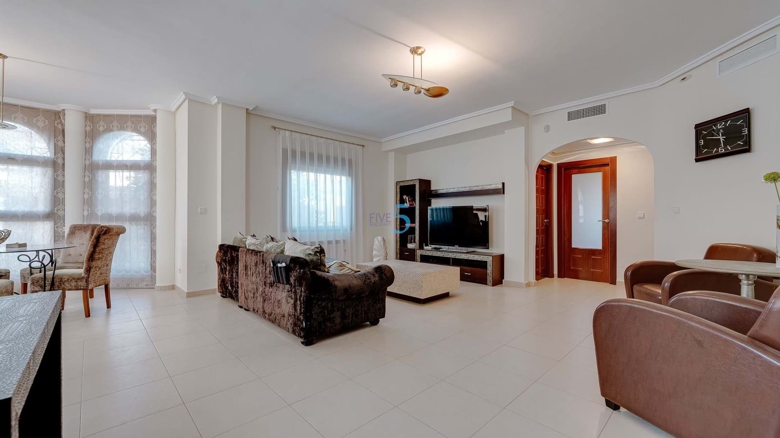 3 bedroom Semi-detached Villa for sale in Ciudad Quesada with pool - € 299,999 (Ref: 9356486)