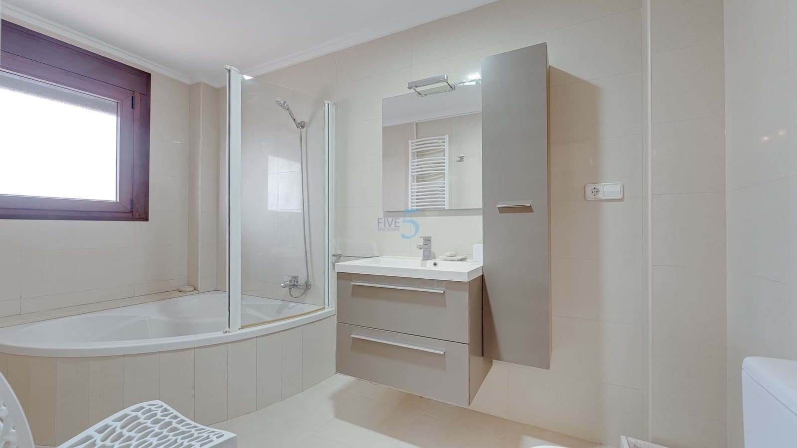 3 bedroom Semi-detached Villa for sale in Ciudad Quesada with pool - € 299,999 (Ref: 9356486)