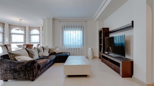 3 bedroom Semi-detached Villa for sale in Ciudad Quesada, Rojales with pool - € 299,999 (Ref: 9356486)