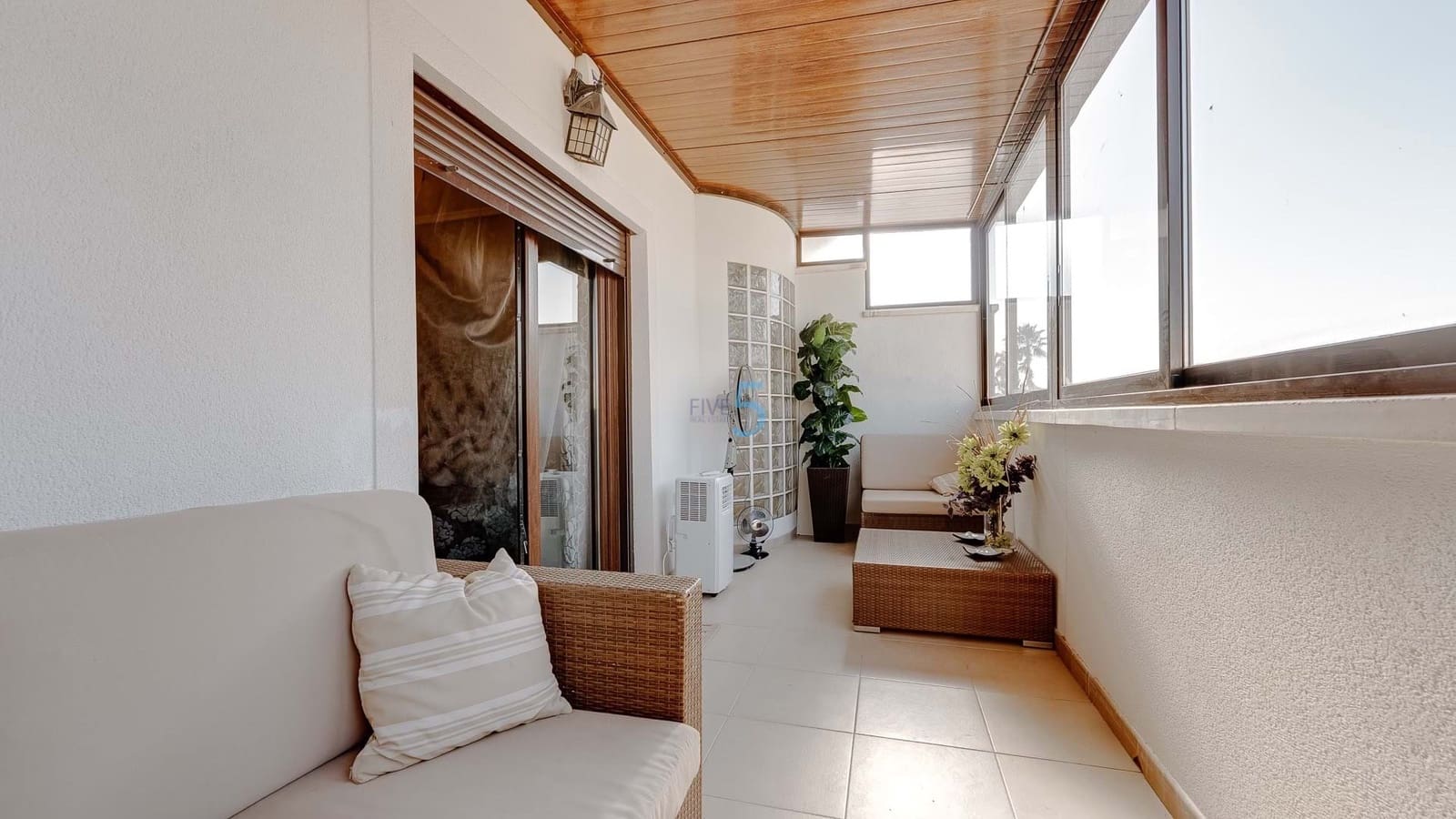 3 bedroom Semi-detached Villa for sale in Ciudad Quesada with pool - € 299,999 (Ref: 9356486)