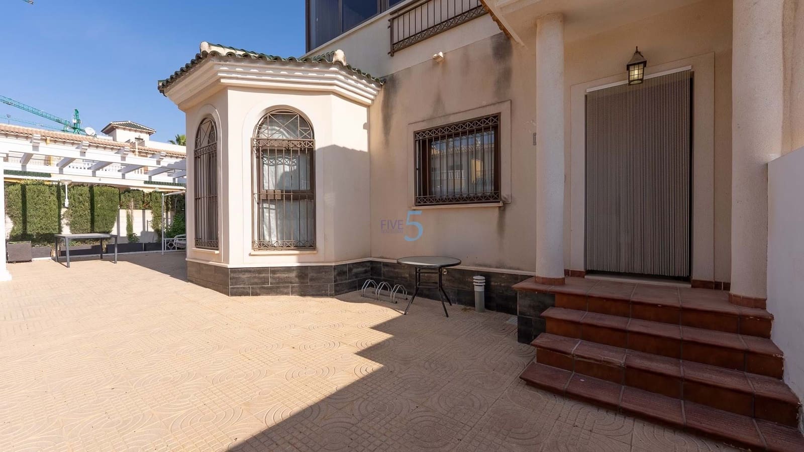 3 bedroom Semi-detached Villa for sale in Ciudad Quesada with pool - € 299,999 (Ref: 9356486)