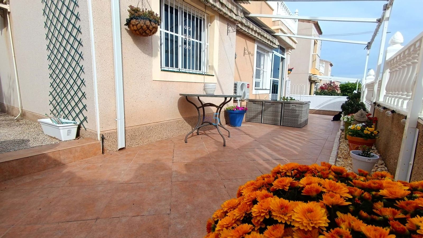 Chalet de 3 habitaciones en Algorfa en venta con piscina - 199.999 € (Ref: 9356487)