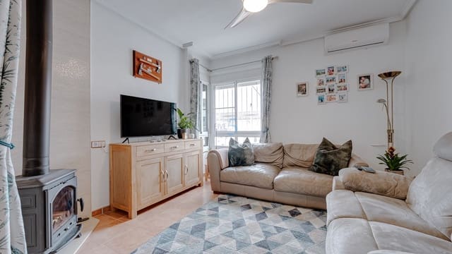 3 sovrum Villa till salu i Algorfa med pool - 199 999 € (Ref: 9356487)