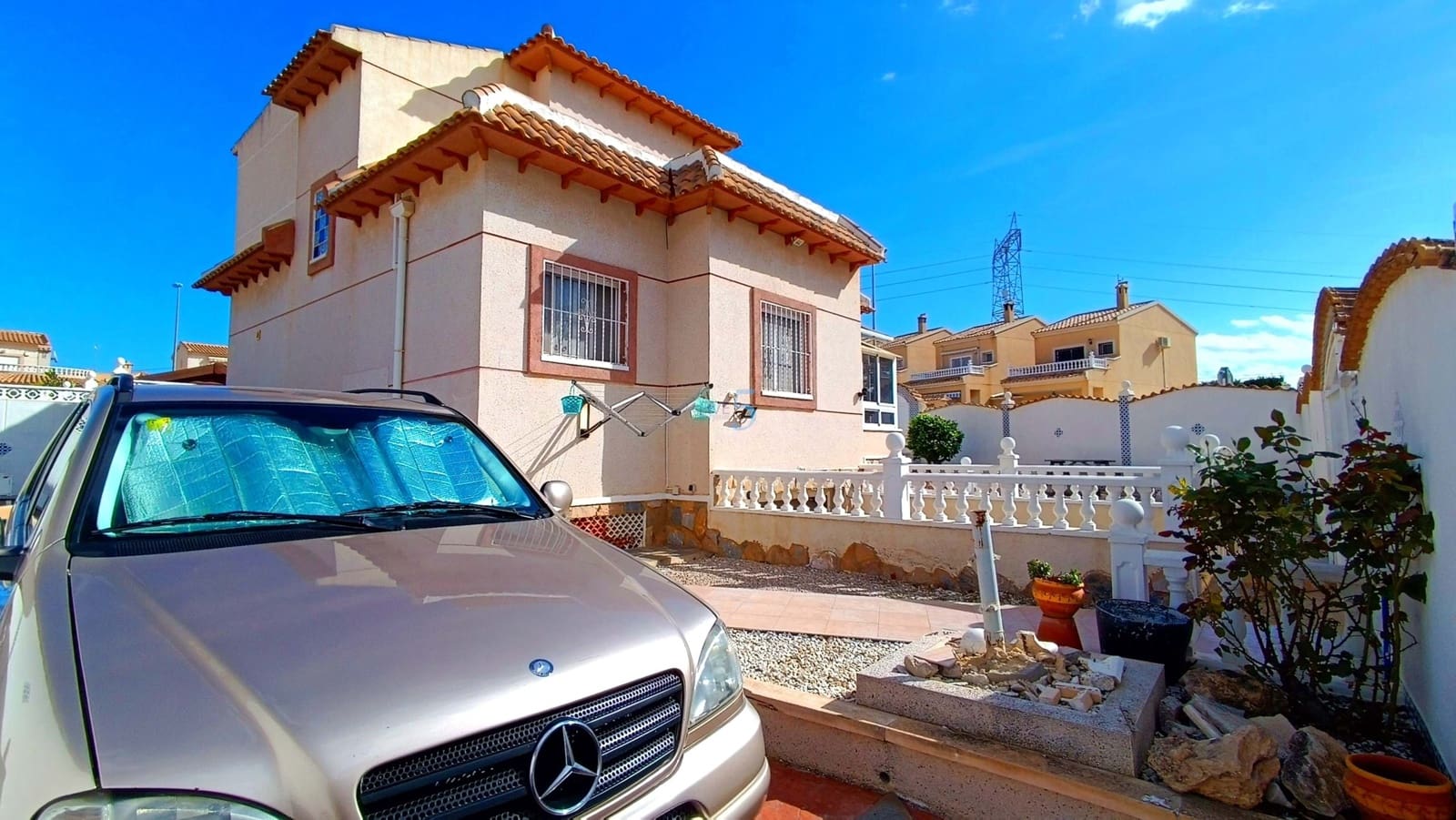 4 soverom Villa til salgs i Benijofar med svømmebasseng garasje - € 399 000 (Ref: 9357802)