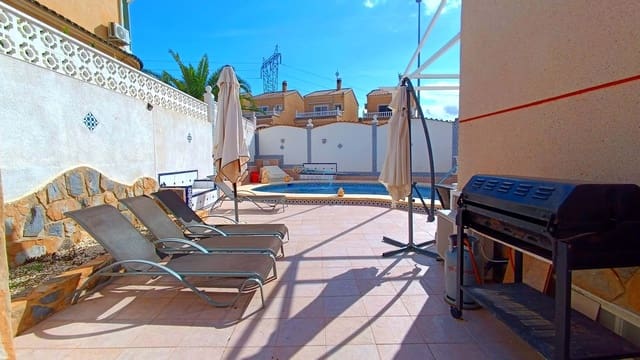 4 soverom Villa til salgs i Benijófar med svømmebasseng garasje - € 399 000 (Ref: 9357802)