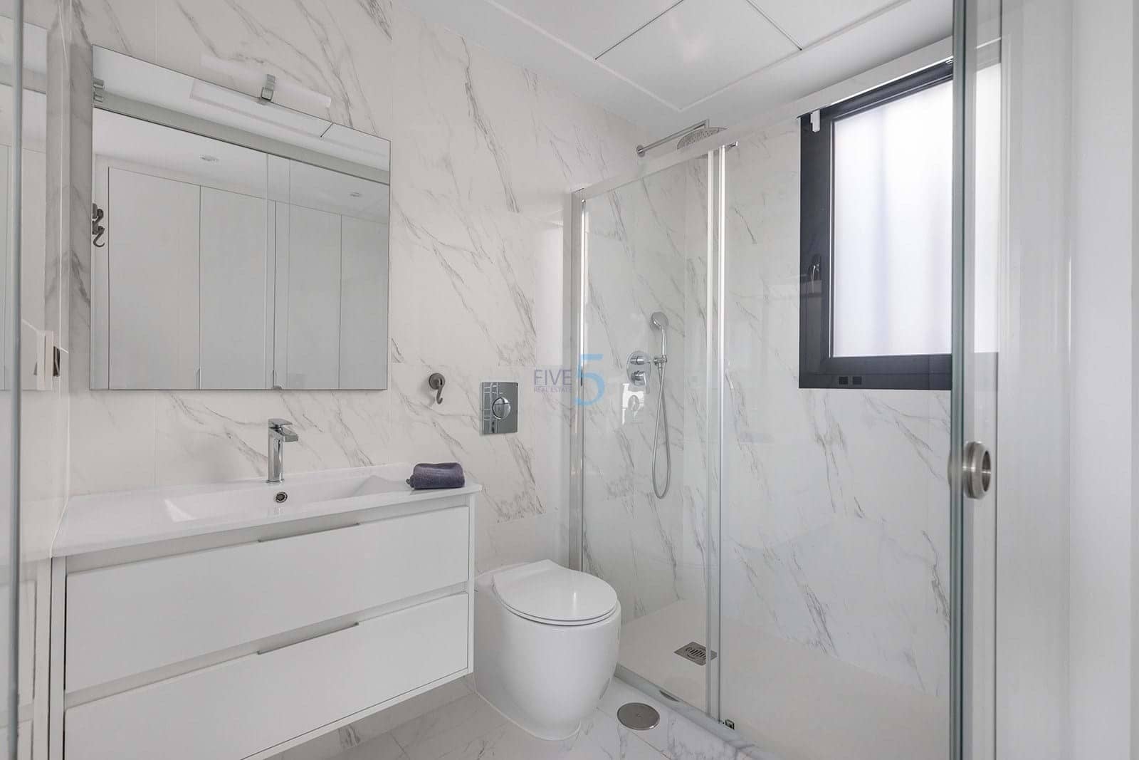 Chalet de 3 habitaciones en San Miguel de Salinas en venta con piscina - 498.000 € (Ref: 9357803)