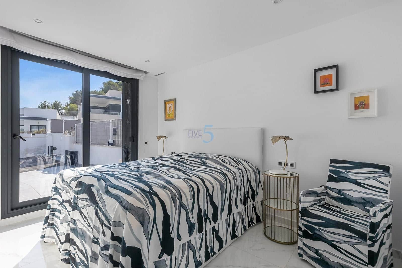 Chalet de 3 habitaciones en San Miguel de Salinas en venta con piscina - 498.000 € (Ref: 9357803)