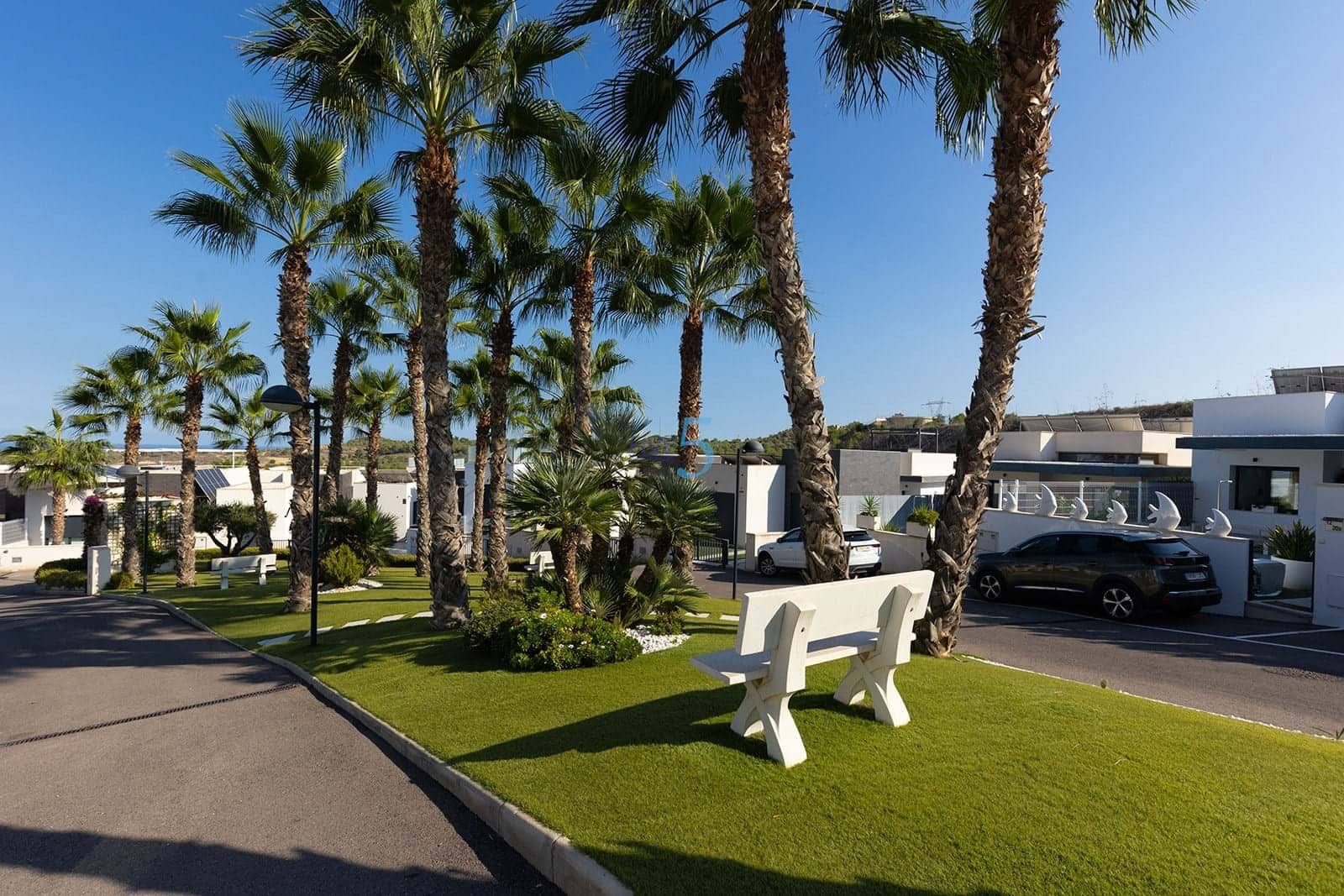 Chalet de 3 habitaciones en San Miguel de Salinas en venta con piscina - 498.000 € (Ref: 9357803)