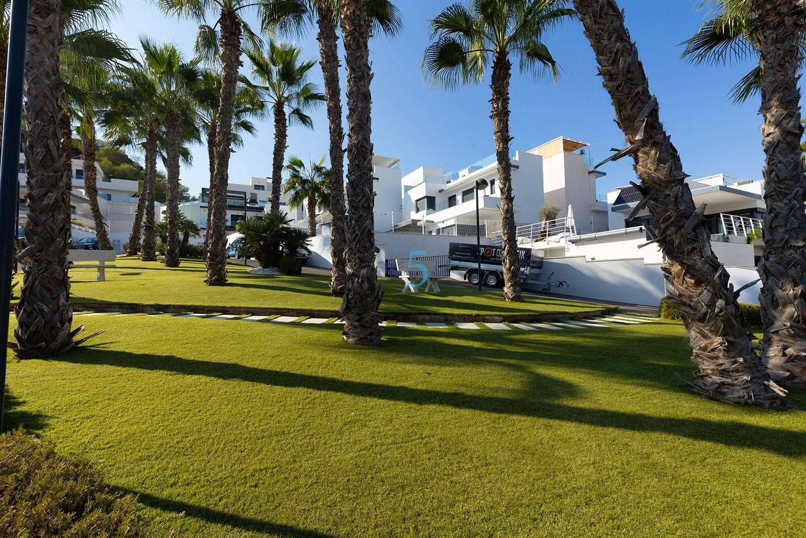 Chalet de 3 habitaciones en San Miguel de Salinas en venta con piscina - 498.000 € (Ref: 9357803)