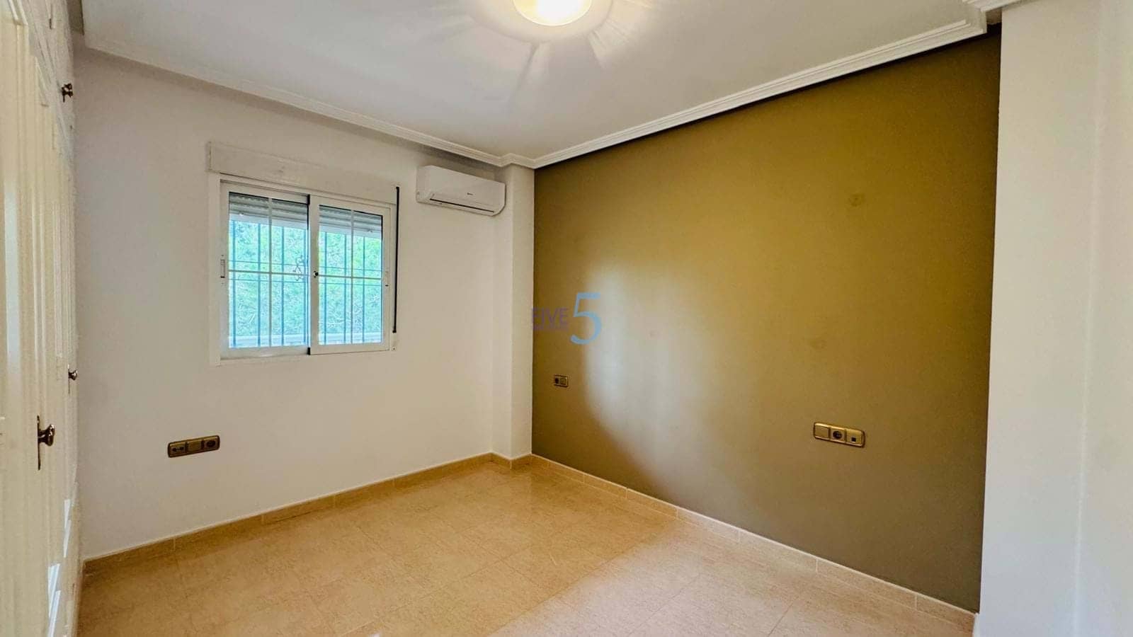 2 bedroom Apartment for sale in Orihuela Costa with pool - € 139,995 (Ref: 9357804)