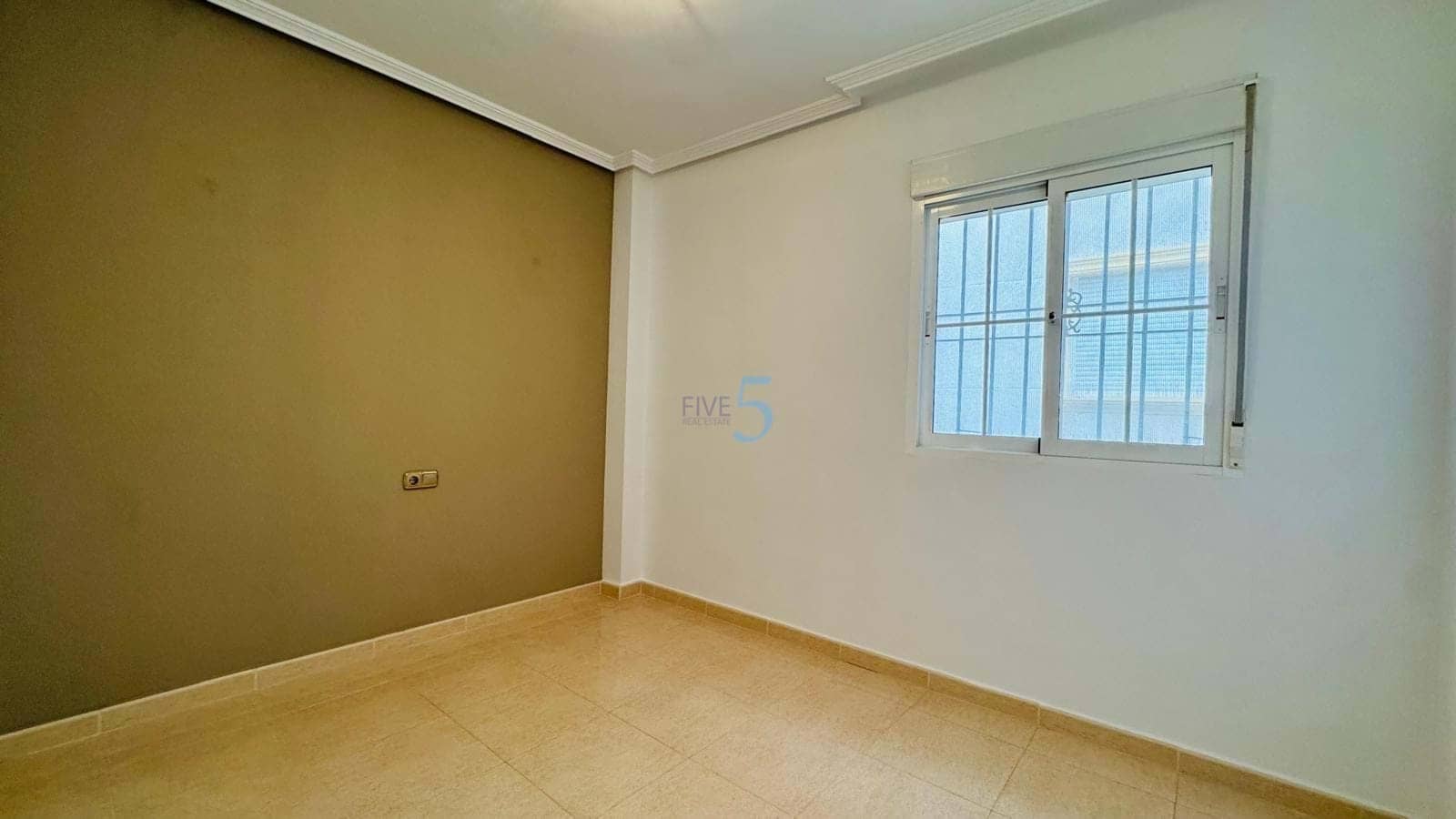 2 bedroom Apartment for sale in Orihuela Costa with pool - € 139,995 (Ref: 9357804)