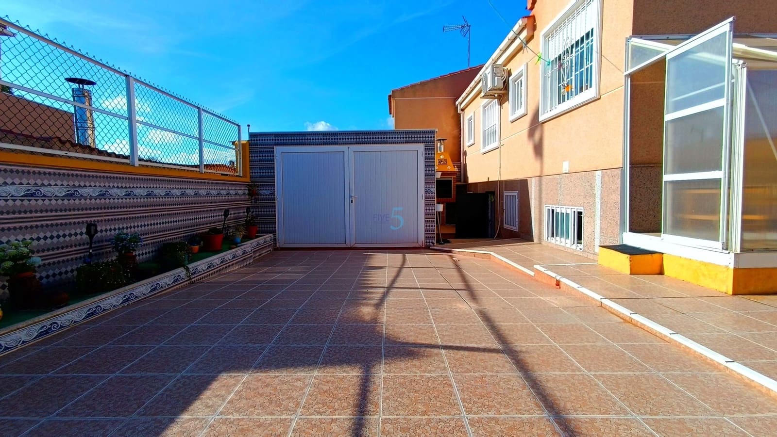 3 makuuhuone Paritalo myytävänä paikassa San Fulgencio mukana 
autotalli - 220 000 € (Ref: 9357956)