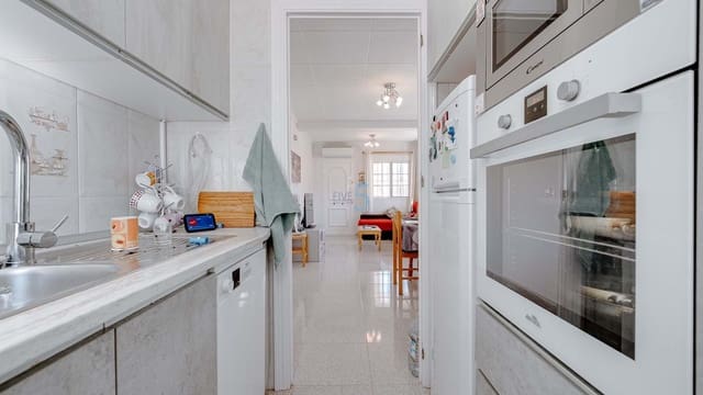 3 bedroom Semi-detached Villa for sale in San Fulgencio with garage - € 220,000 (Ref: 9357956)