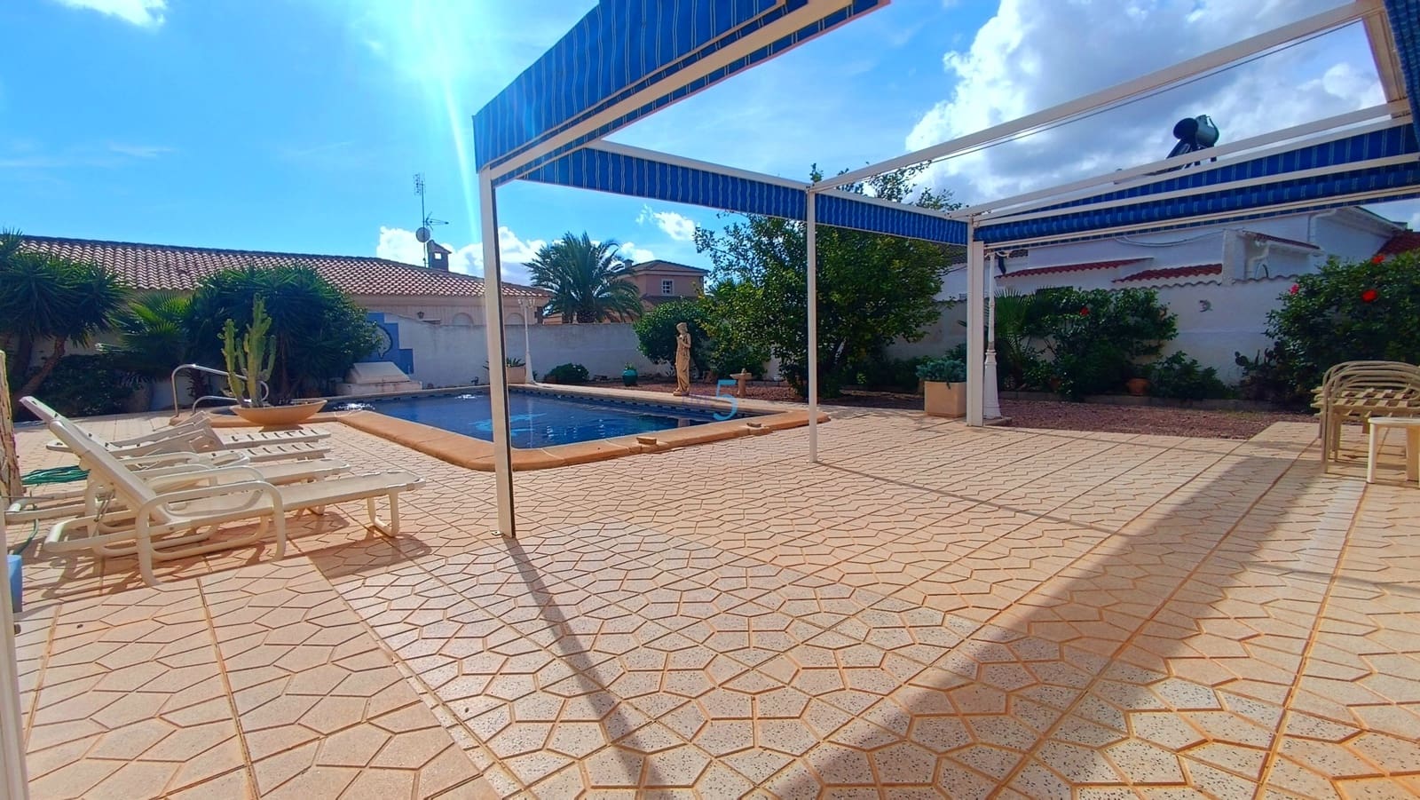 3 camera da letto Villa in vendita in Ciudad Quesada con piscina garage - 600.000 € (Rif: 9360720)