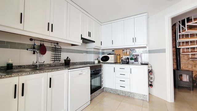 Apartamento de 3 habitaciones en San Pedro del Pinatar en venta con piscina garaje - 182.000 € (Ref: 9361016)