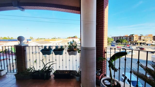 Apartamento de 3 habitaciones en San Pedro del Pinatar en venta con piscina garaje - 182.000 € (Ref: 9361016)